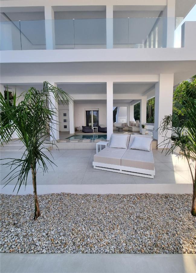 Apartment Almyra Seaside Luxury
